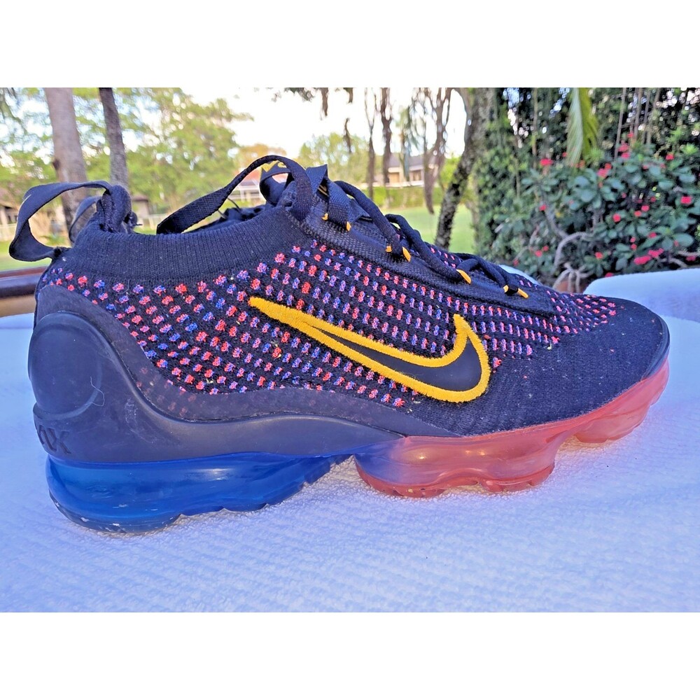 Nike Air VaporMax 2021 Flyknit DV2198-001 Black Multi Gradient Women’s Size 6